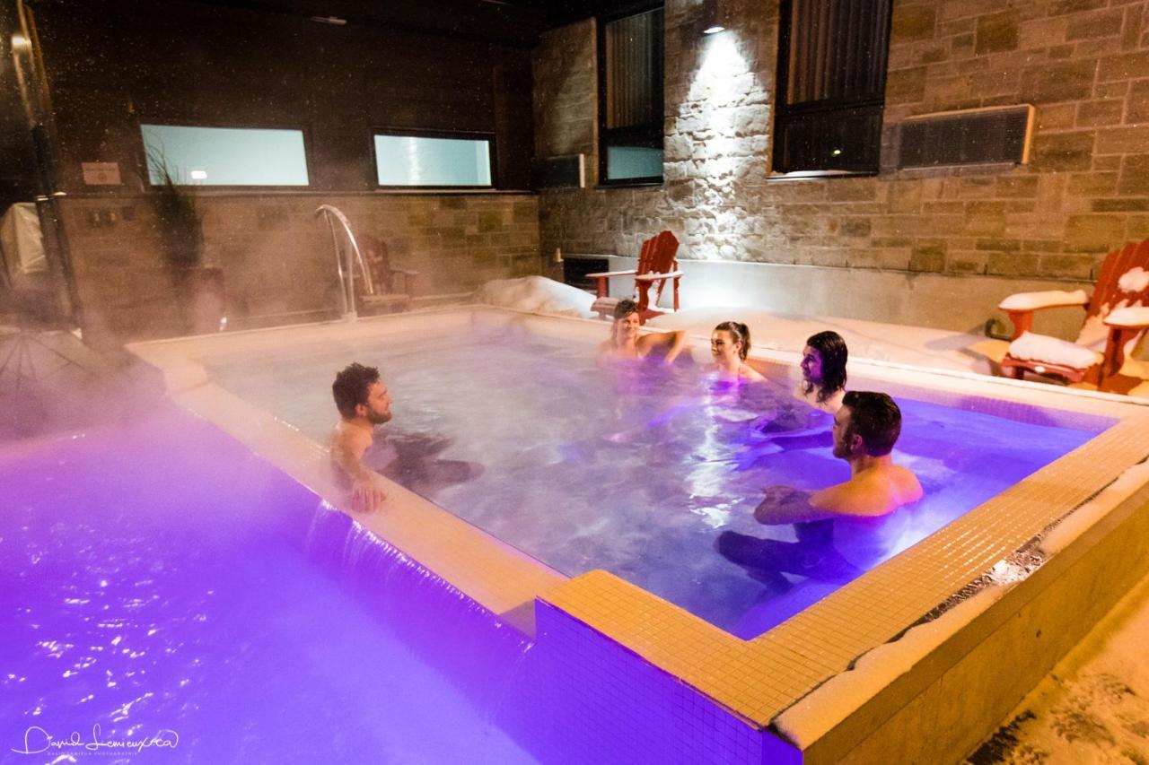 Hotel V Гатино Екстериор снимка
