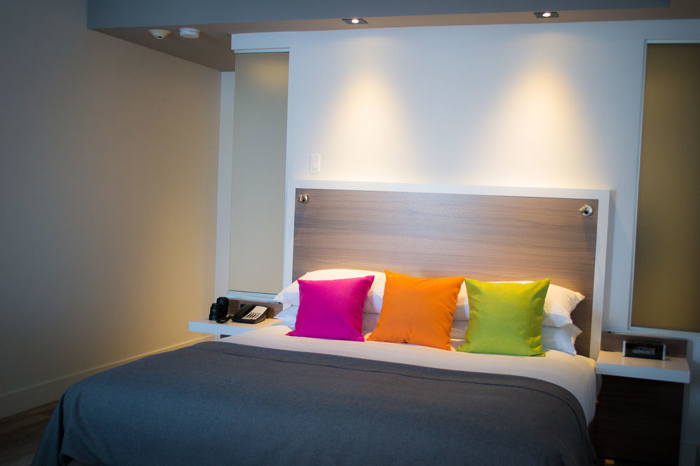 Hotel V Гатино Екстериор снимка